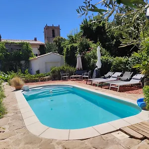 https://loustaou-signes.fr-provencehotel.com